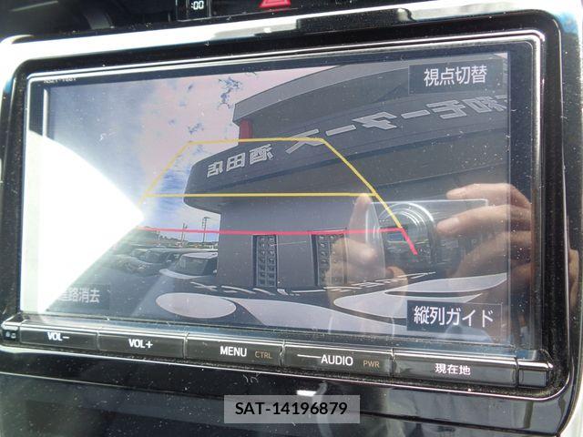 Toyota HARRIER 2017-07 8796103-15