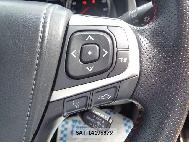 Toyota HARRIER 2017-07 8796103-19