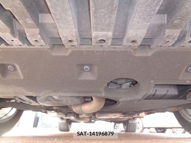 Toyota HARRIER 2017-07 8796103-26