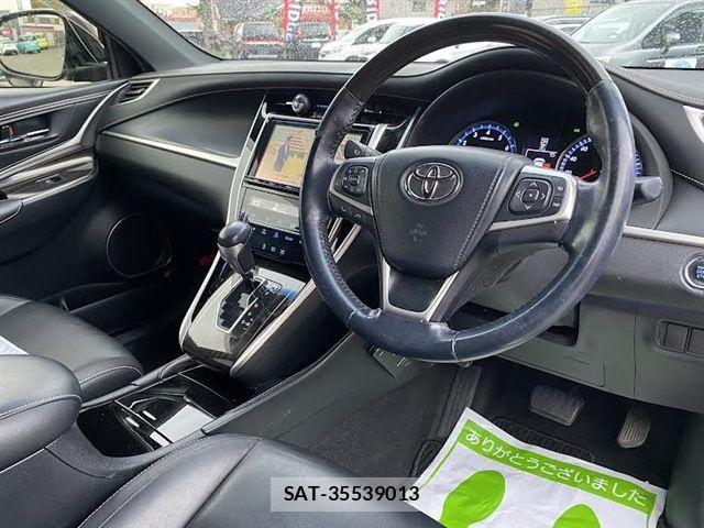 Toyota HARRIER 2016-06 8796104-13