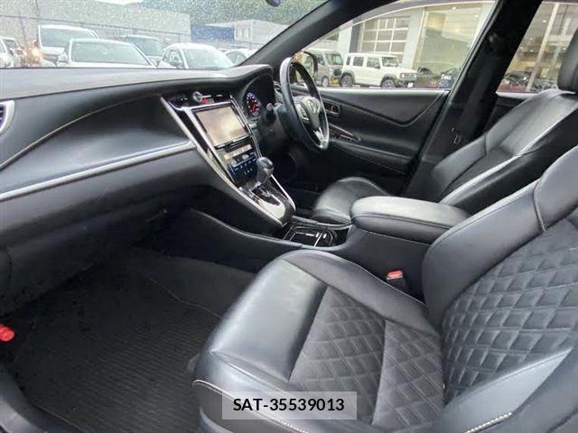 Toyota HARRIER 2016-06 8796104-16
