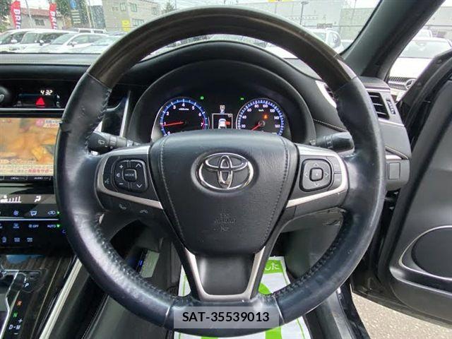 Toyota HARRIER 2016-06 8796104-24