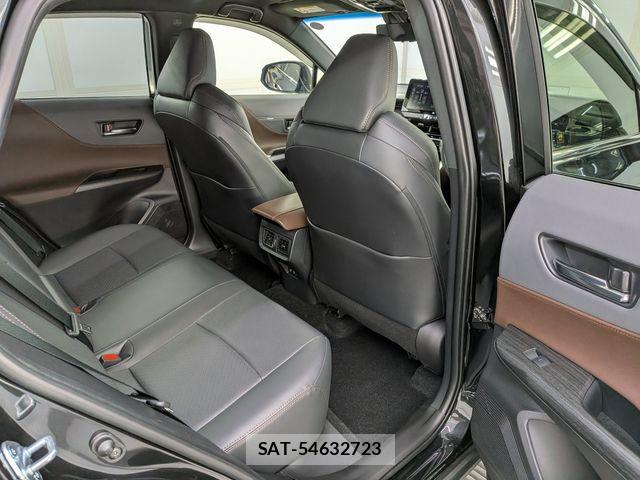 Toyota HARRIER 2021-11 8796102-11