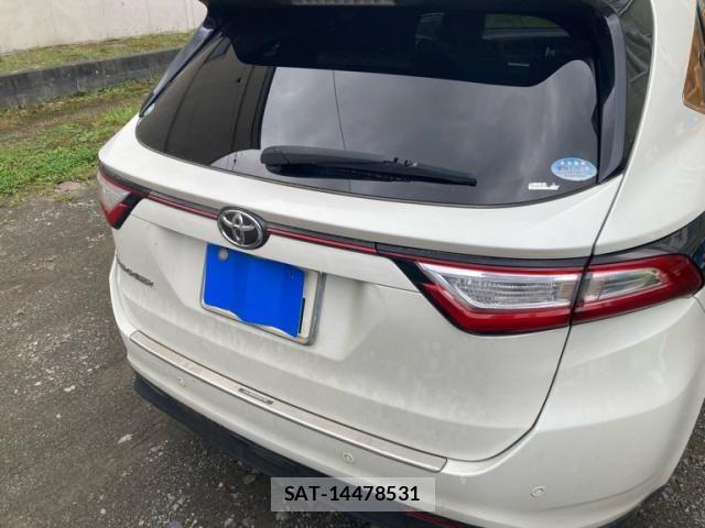 Toyota HARRIER 2017-11 8796105-10