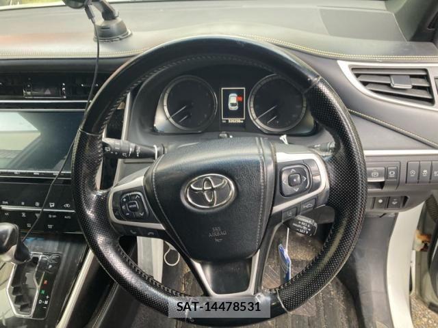 Toyota HARRIER 2017-11 8796105-17