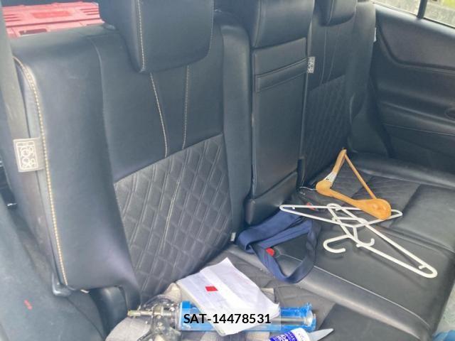 Toyota HARRIER 2017-11 8796105-6