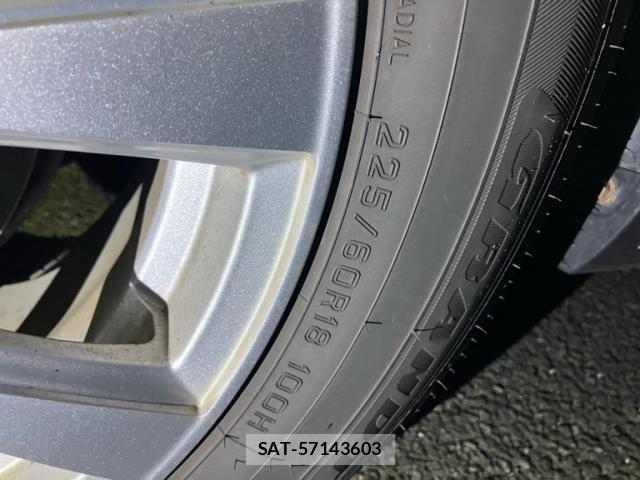 Toyota HARRIER 2019-02 8829278-8