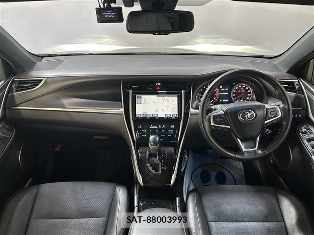 Toyota HARRIER 2017-07 8871103-12