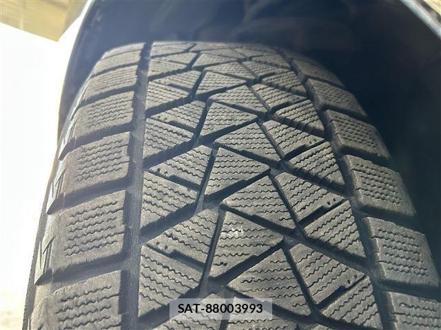 Toyota HARRIER 2017-07 8871103-1