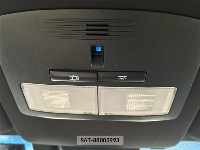 Toyota HARRIER 2017-07 8871103-20