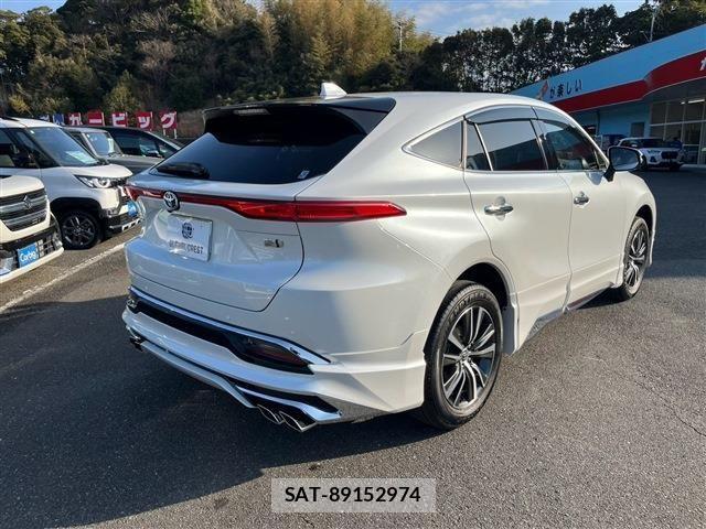 Toyota HARRIER HYBRID 2023-06 807481-10
