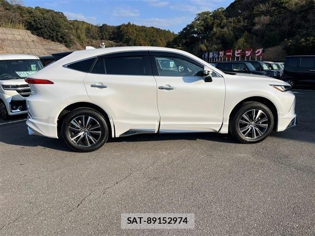 Toyota HARRIER HYBRID 2023-06 807481-11