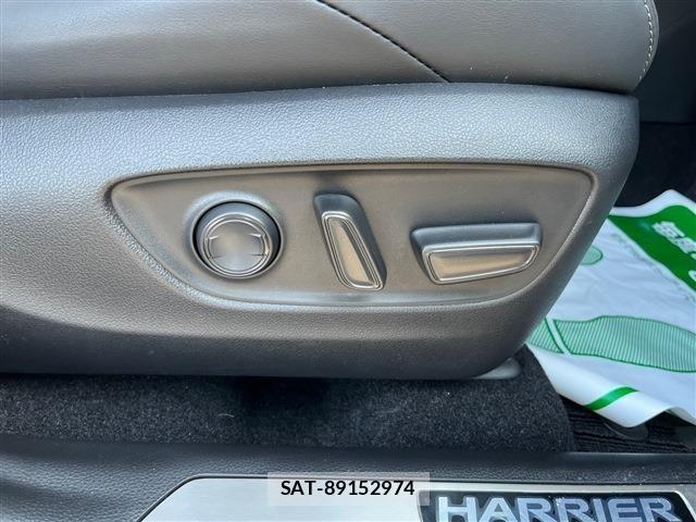 Toyota HARRIER HYBRID 2023-06 807481-16