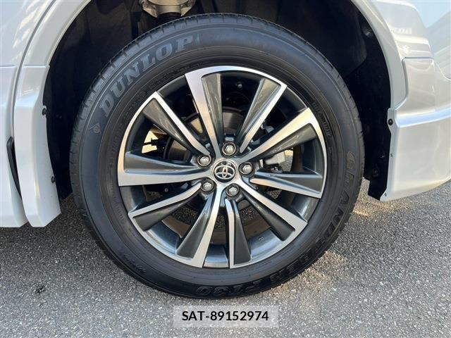 Toyota HARRIER HYBRID 2023-06 807481-19