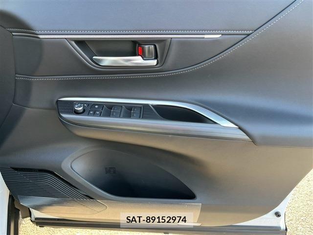 Toyota HARRIER HYBRID 2023-06 807481-24