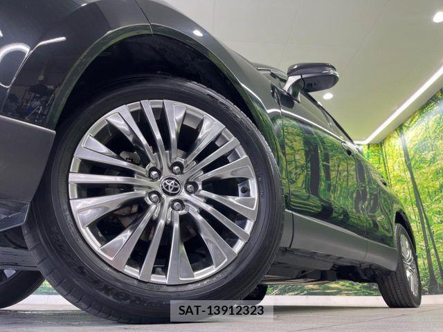 Toyota HARRIER HYBRID 2022-08 1040374-12