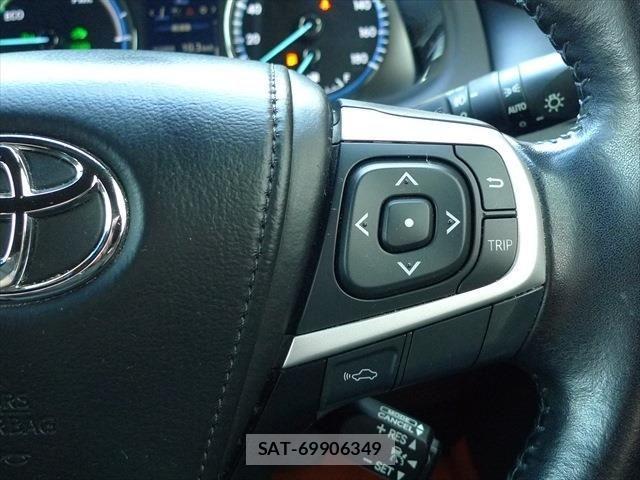Toyota HARRIER HYBRID 2015-07 1178707-24