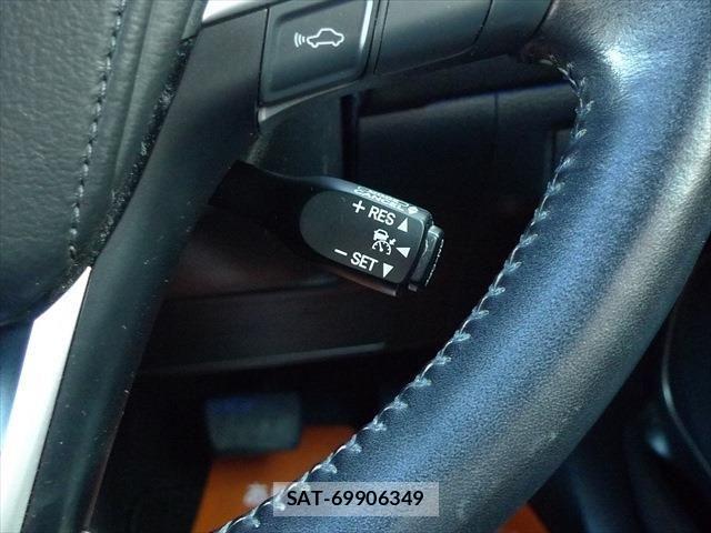 Toyota HARRIER HYBRID 2015-07 1178707-25