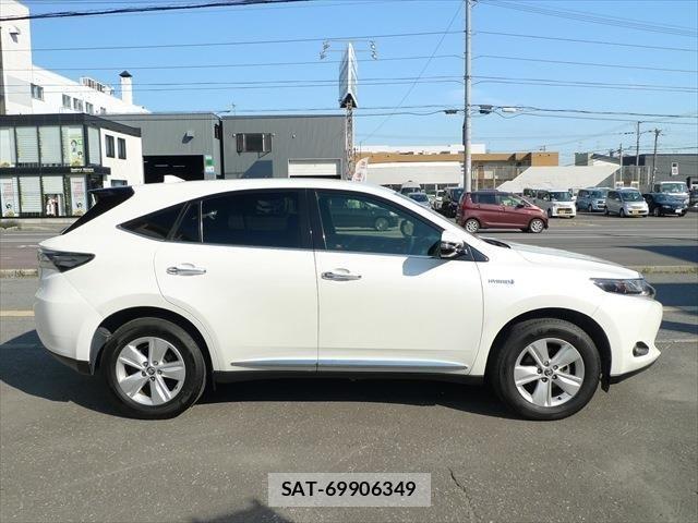 Toyota HARRIER HYBRID 2015-07 1178707-7