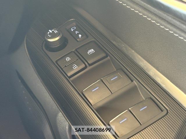Toyota HARRIER HYBRID 2021-04 1212409-20