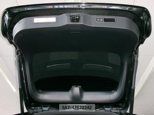 Toyota HARRIER HYBRID 2021-12 1257096-14
