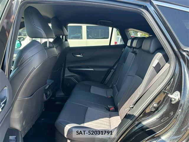 Toyota HARRIER HYBRID 2022-09 1313143-3