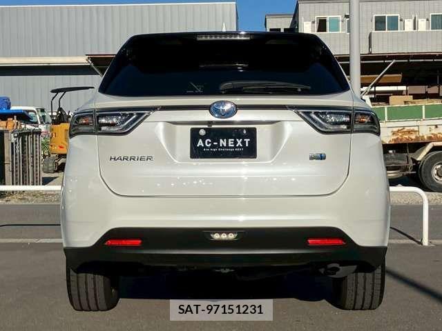 Toyota HARRIER HYBRID 2016-09 1326061-5