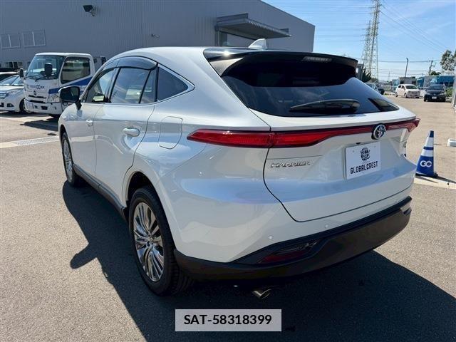 Toyota HARRIER HYBRID 2022-08 1338504-9