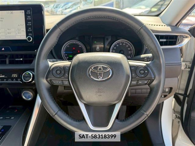 Toyota HARRIER HYBRID 2022-08 1338504-22
