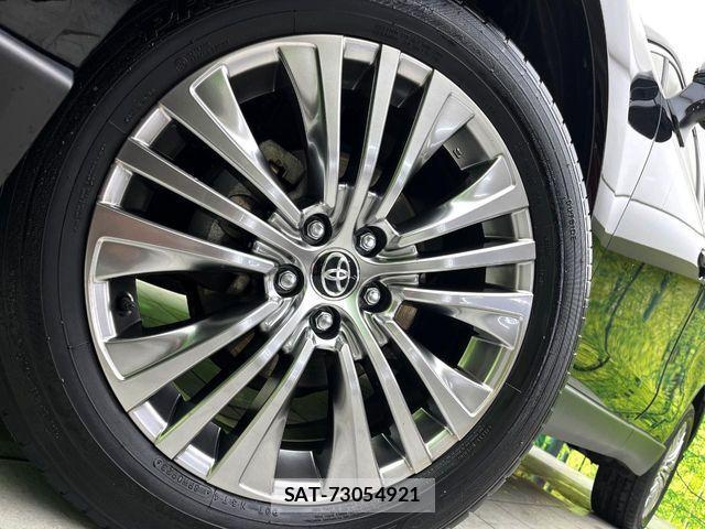 Toyota HARRIER HYBRID 2023-03 3065447-12