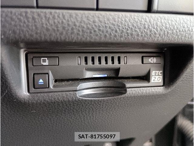 Toyota HARRIER HYBRID 2021-04 3374579-24