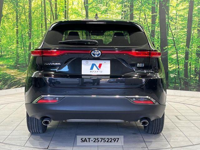 Toyota HARRIER HYBRID 2023-06 3421263-14