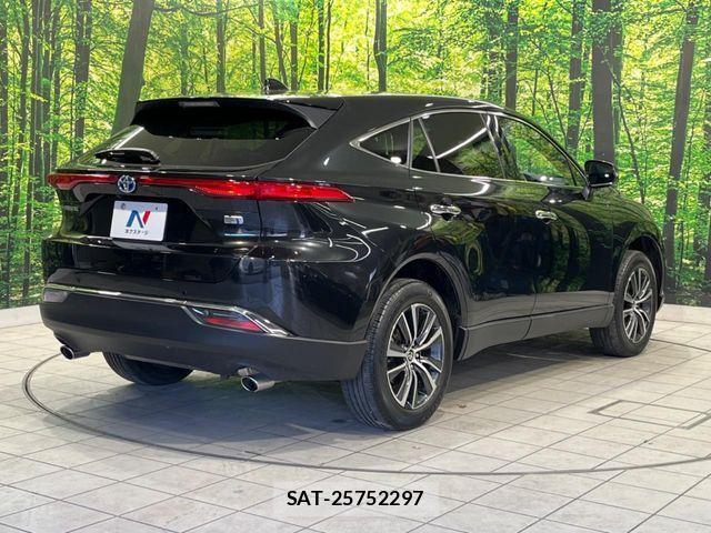 Toyota HARRIER HYBRID 2023-06 3421263-16