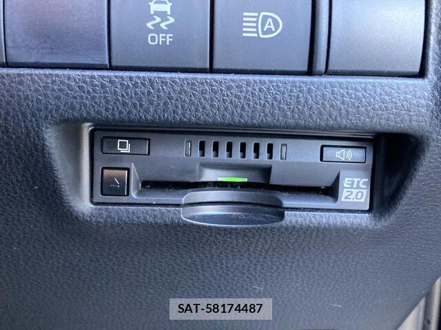 Toyota HARRIER HYBRID 2021-04 3671156-14