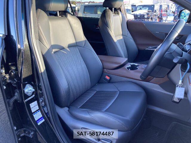 Toyota HARRIER HYBRID 2021-04 3671156-15