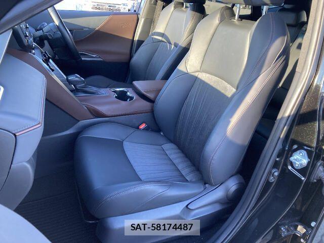 Toyota HARRIER HYBRID 2021-04 3671156-16