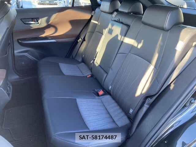 Toyota HARRIER HYBRID 2021-04 3671156-17