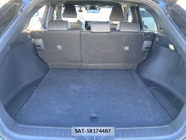 Toyota HARRIER HYBRID 2021-04 3671156-18