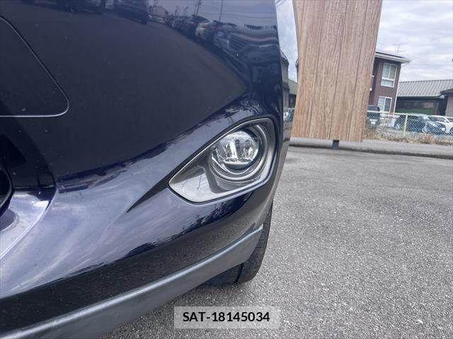 Toyota HARRIER HYBRID 2015-09 3671225-26