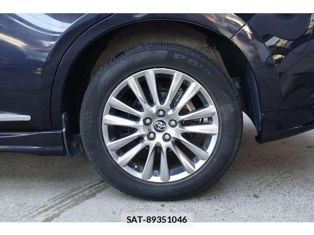 Toyota HARRIER HYBRID 2017-12 3906013-12