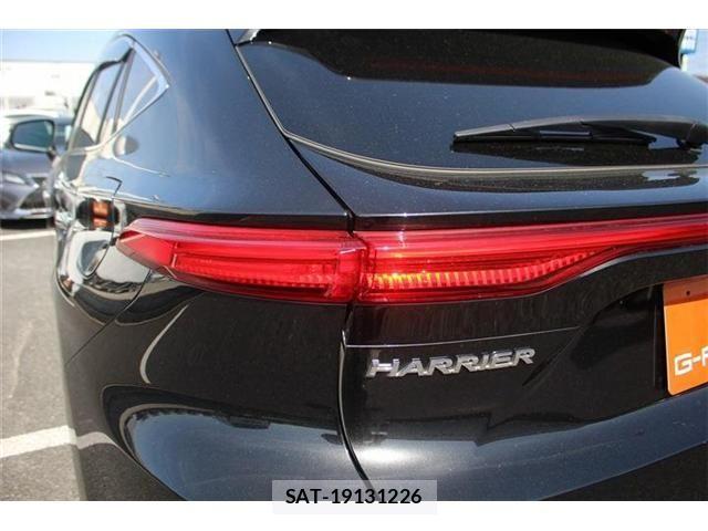 Toyota HARRIER HYBRID 2023-01 4043127-26