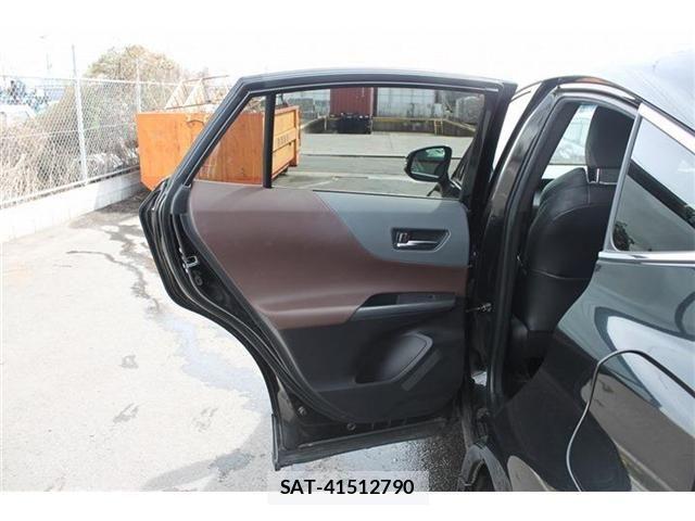 Toyota HARRIER HYBRID 2021-01 4043106-25