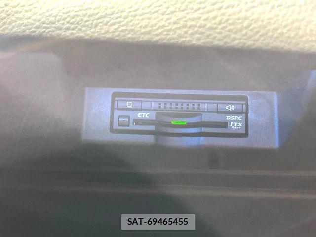 Toyota HARRIER HYBRID 2016-04 4241138-5