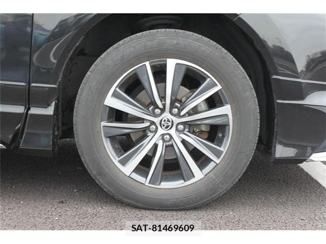 Toyota HARRIER HYBRID 2023-05 4593326-28