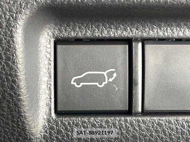 Toyota HARRIER HYBRID 2023-03 4639143-6