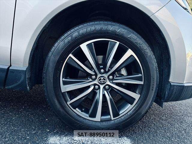 Toyota HARRIER HYBRID 2021-06 4944745-14