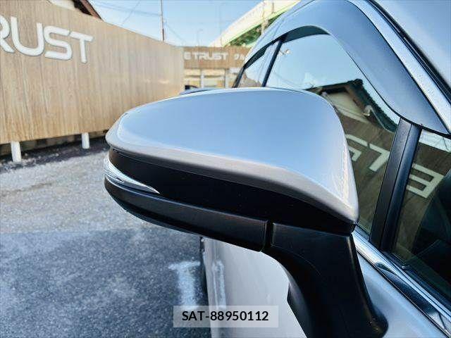 Toyota HARRIER HYBRID 2021-06 4944745-27
