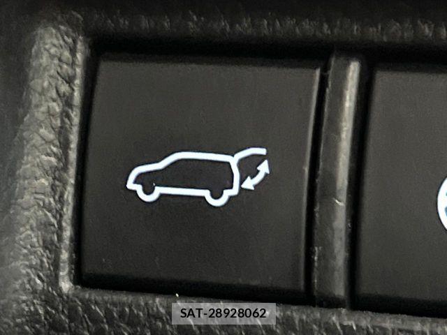 Toyota HARRIER HYBRID 2021-04 5868754-5