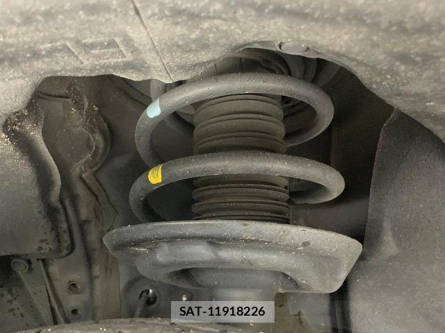 Toyota HARRIER HYBRID 2021-11 5868755-19