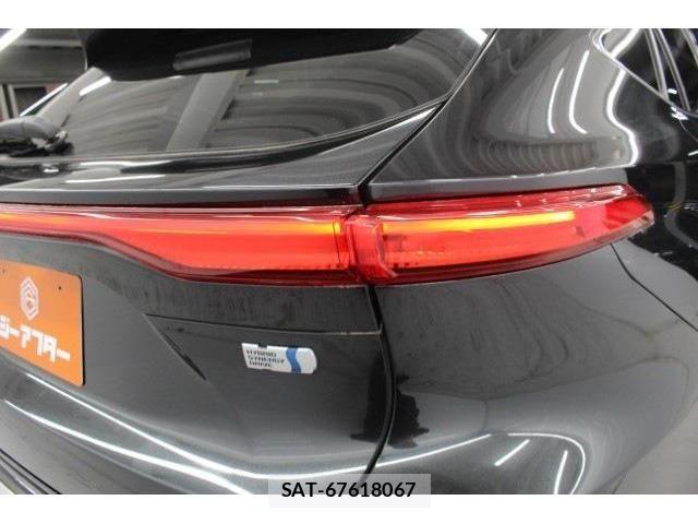 Toyota HARRIER HYBRID 2023-05 5868840-18